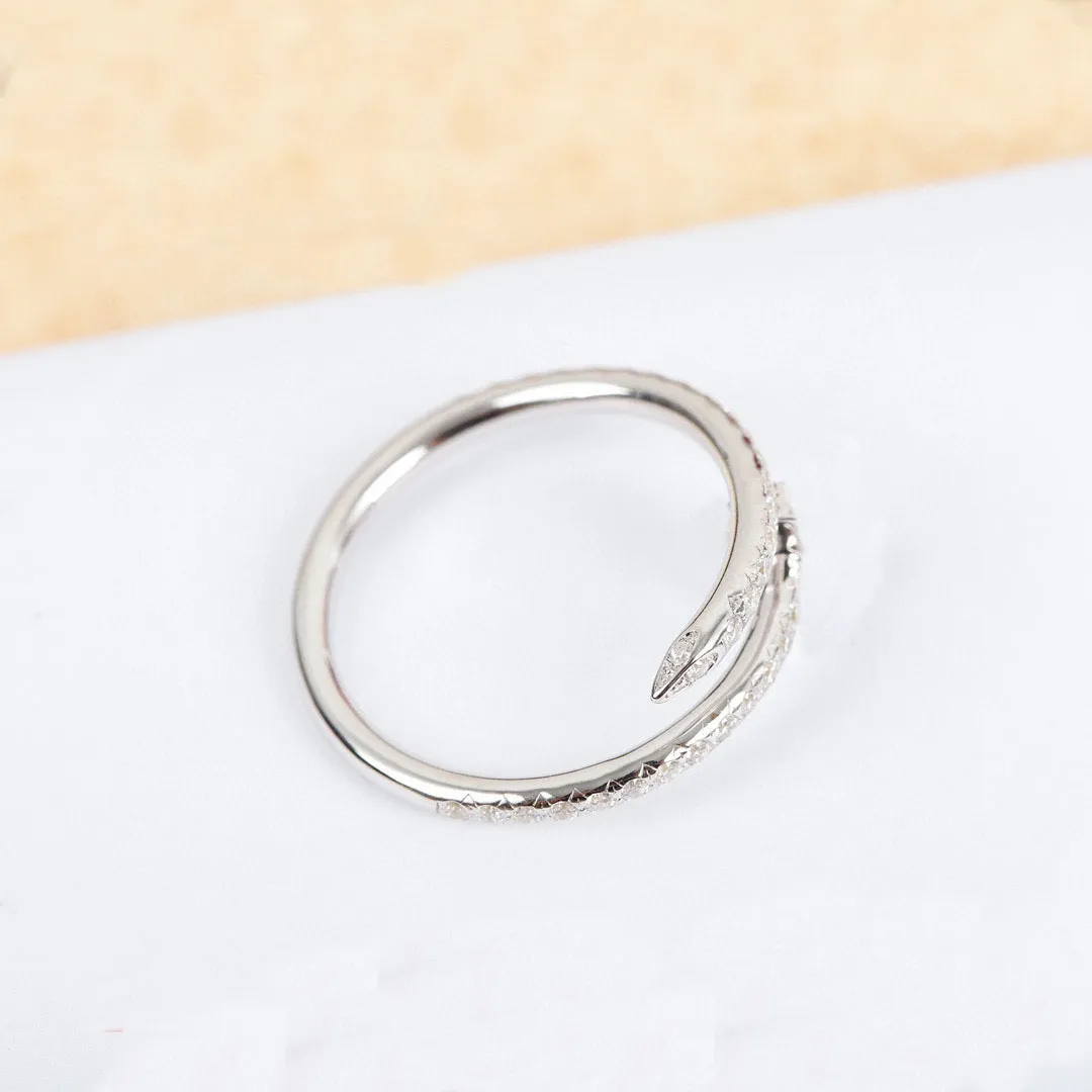 S925 Silver Charm Thin Design Punk Band Nail Ring With Sparkly Diamond i två färger pläterade har Stamp Box PS5173