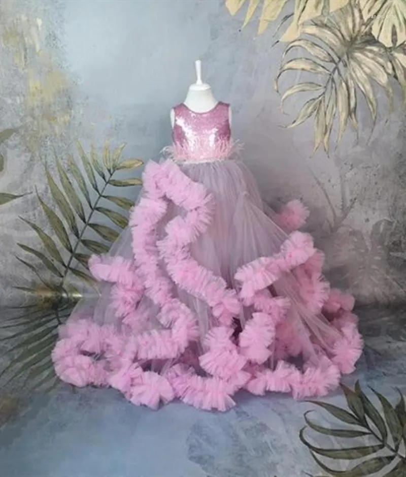 女の子のドレスかわいい完全な階層式フリルフラワーガールチュールドレススパンコールのトップフロアの長さの子供ビットデイパーティーボールガウン