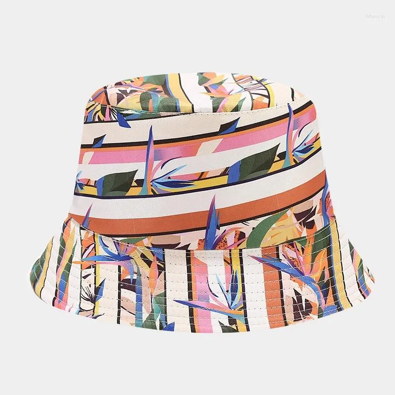 Beret Hat Women Spring Summer Beach Akcesorium Słońca Ochrona Ochracka Windproof Brim Cap for Fishing Mężczyzna Święta na świeżym powietrzu Autumn