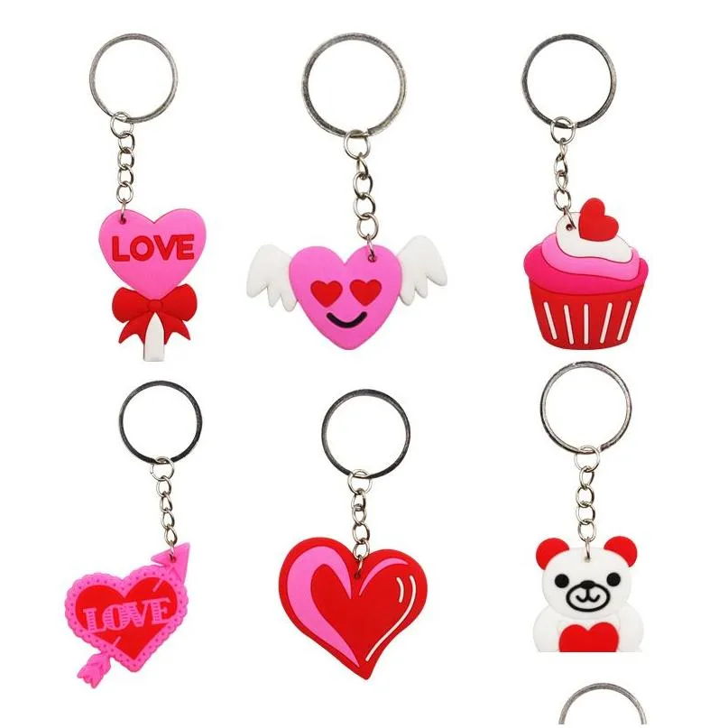 Keychains Lanyards Romantic Love Keychain Pendant PVC Bear Cake Cartoon Key Chain Lage Decoration Keyring Valentine Day Gift Drop Dhuhh