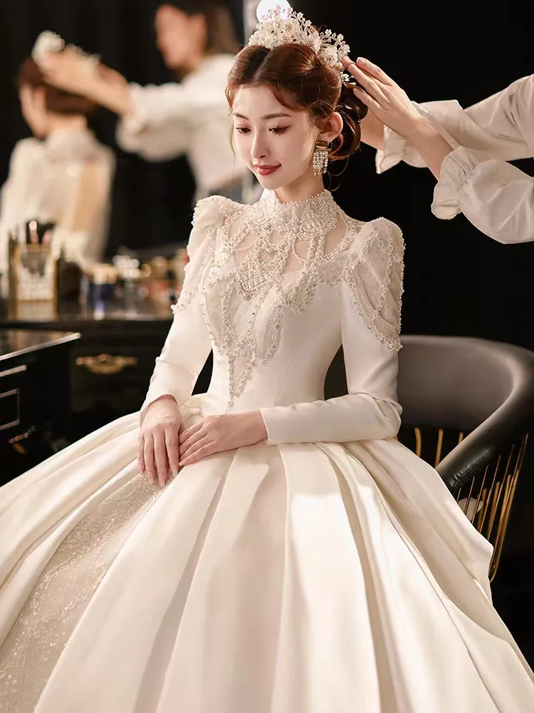 Modeste manches longues robe de bal robes de mariée robes de mariée pure bijou cou dentelle appliques paillettes plus la taille robe de mariée cristal bling paillettes robes de mariée 2023