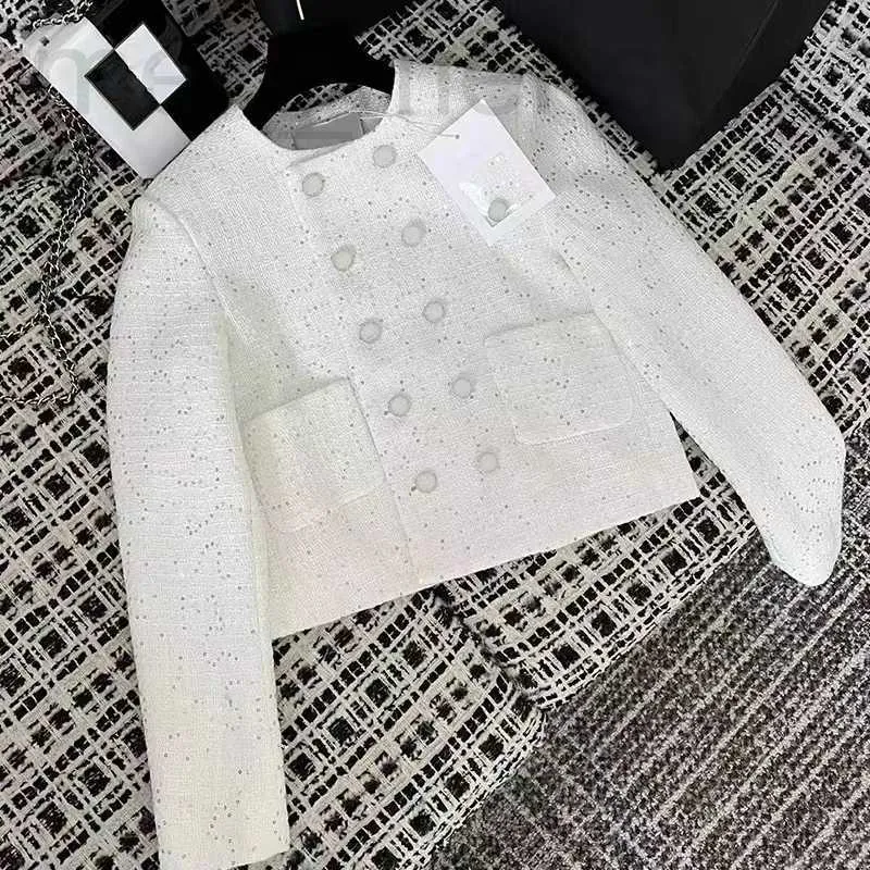 Dames Jackets Designer N New 2023 Spring Jacket Fashion Justumn Winter Ins CC Tweed Leisure Lente pailletten Coats Cardigan Birthday Christmas Day Gift Geyj