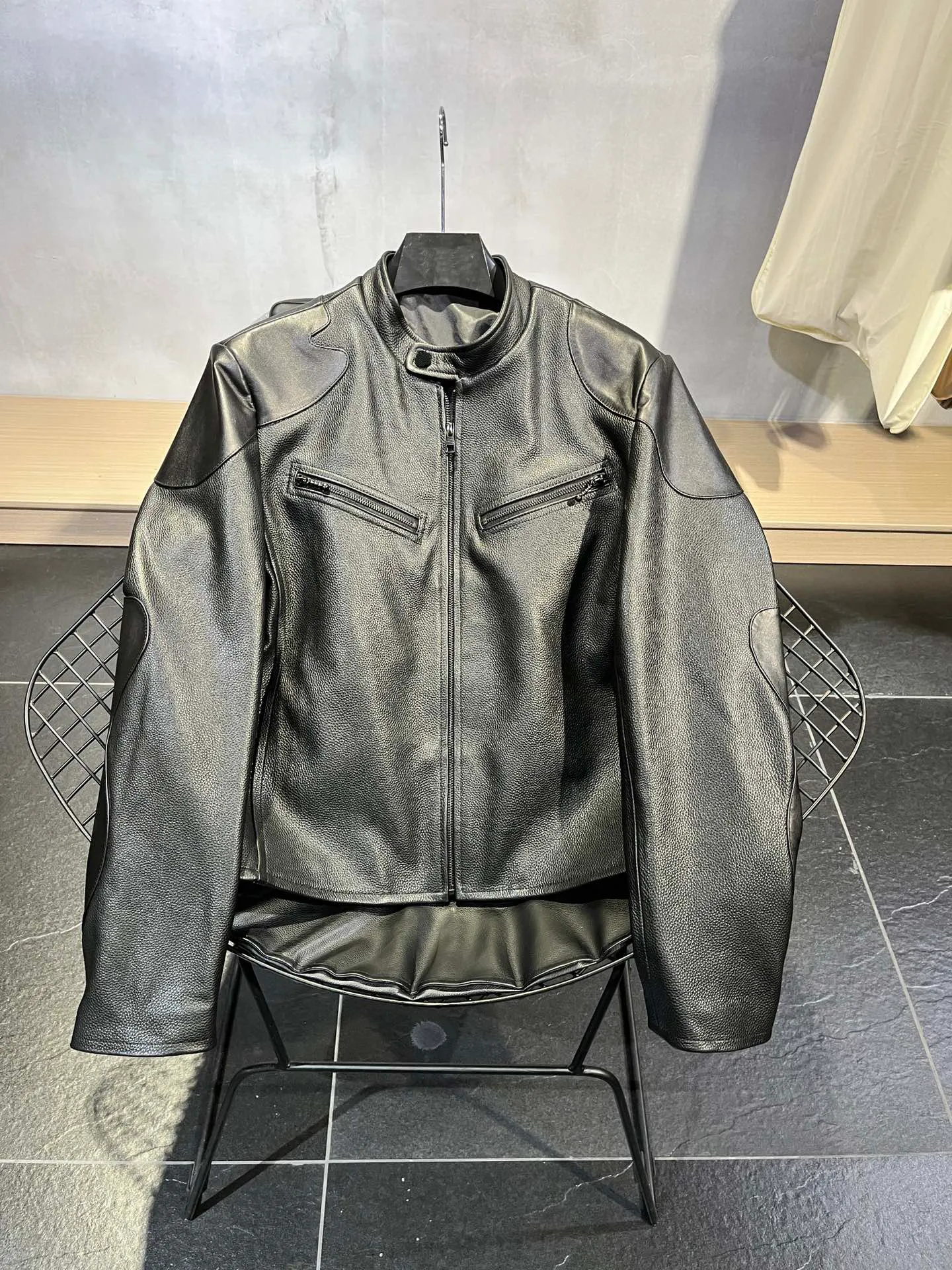 High quality designer fine texture stand collar brand mens casual motorcycle leather jacket_voghion.com