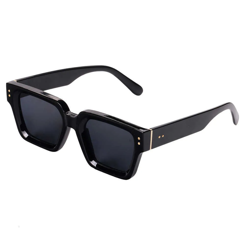 Lunettes de soleil marque de mode classique en plein air été concepteur entier personnalisé Premium nuances femmes noir hommes carré lunettes de soleil pour hommes