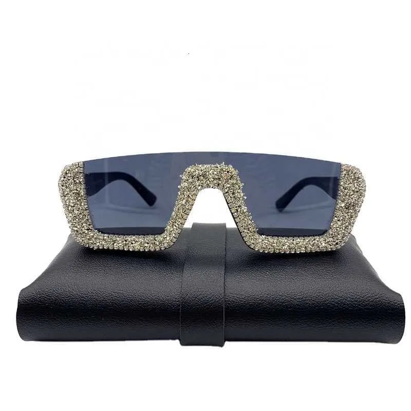 Brand Classic okulary przeciwsłoneczne moda na zewnątrz letni projektant rhinestone bling na pół ramy brokater marki diamentów damskie odcienie damskie