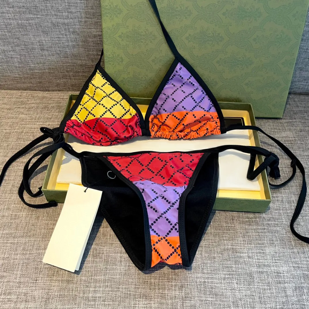 Designer Hot Swimsuit Letter Bikini Set Women Stripe Badkläder snabb frakt Baddräkter Sexiga trepunkts badkläder