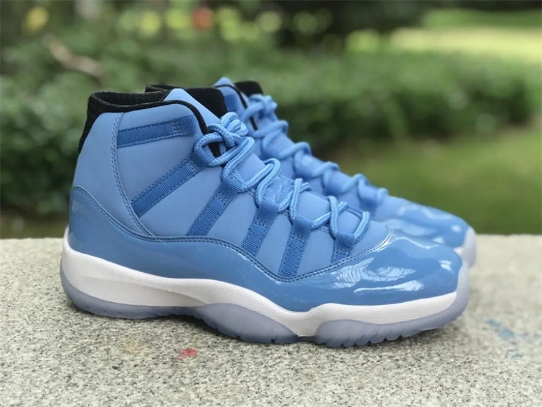 Jumpman 11s top