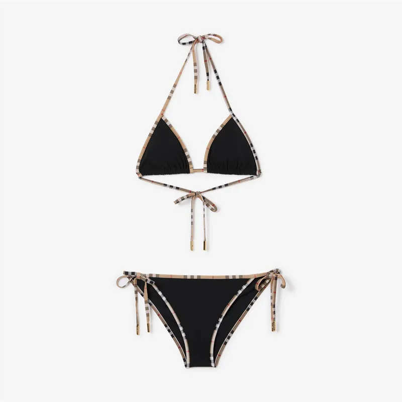 Il nuovo costume da bagno sexy bikini a triangolo americano con borsa da spiaggia