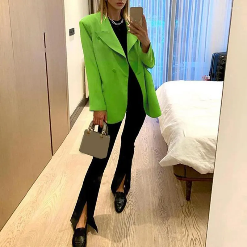 Colors moda para la mujer 2025 moderna