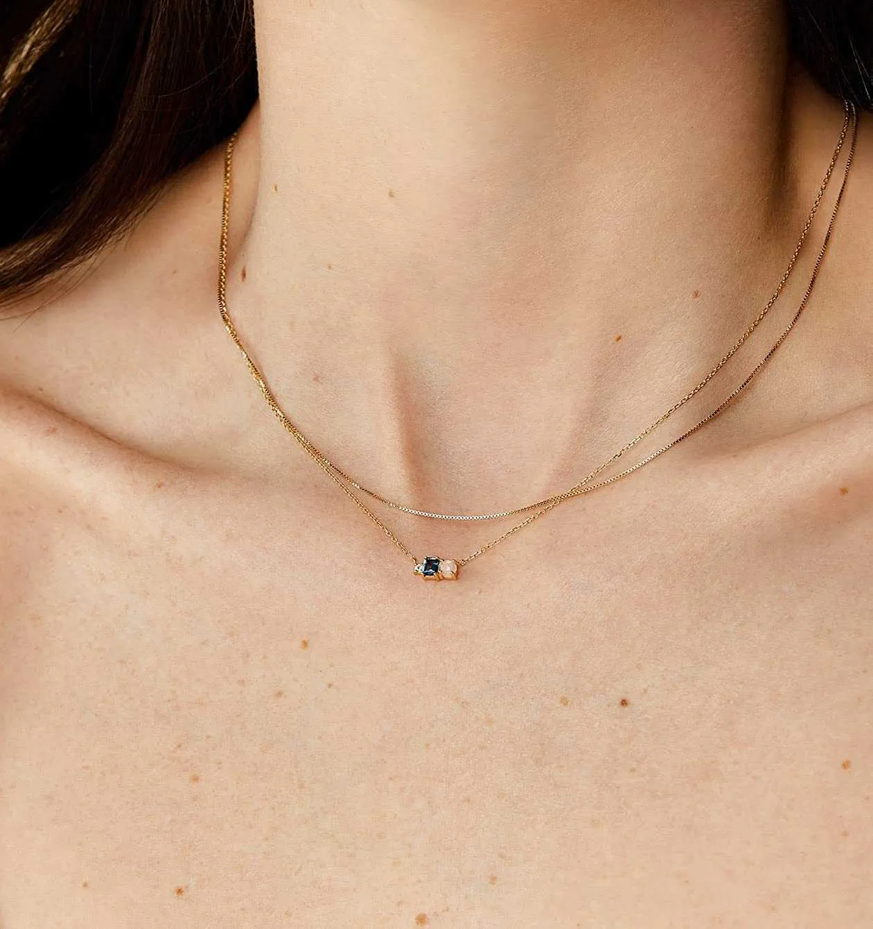 Thin short 2024 gold chain