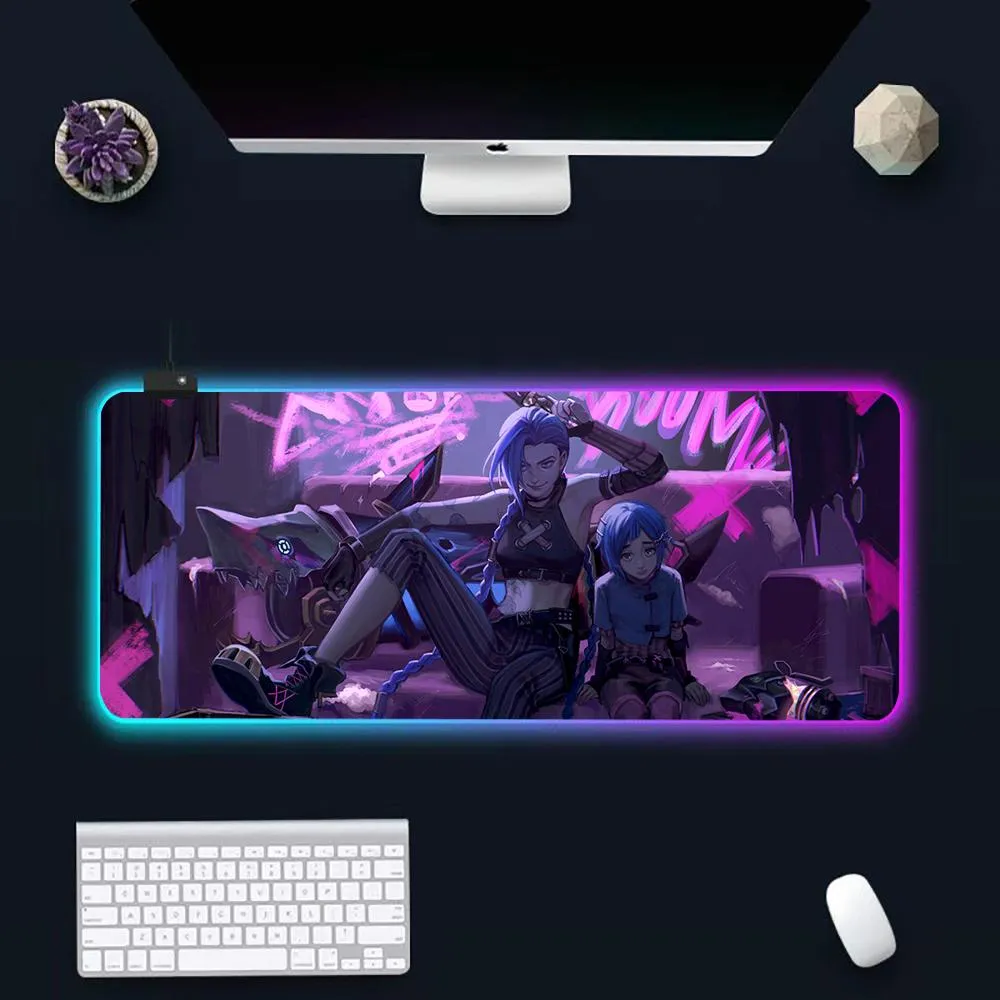 Descansa League of Legends Jinx RGB Pc Gamer Teclado Mouse Pad Mousepad LED Brilhante Tapetes de borracha para jogos de computador Mausepad