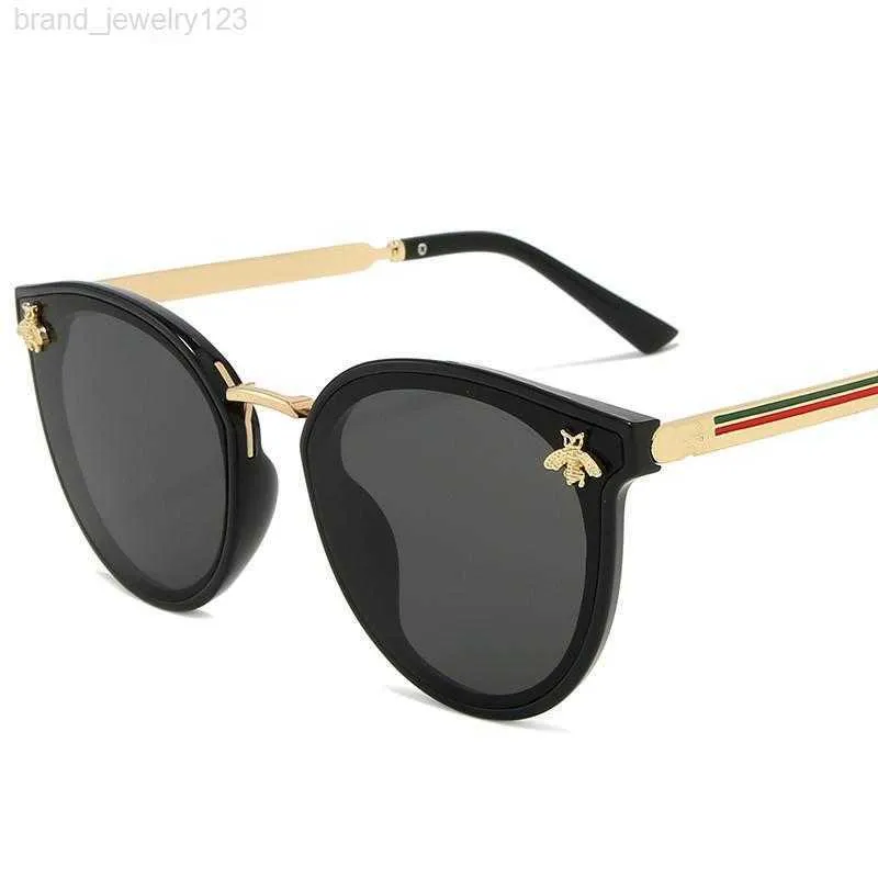 2023 Luxus-Damen-Sonnenbrille, ovaler Metallrahmen, kleine Biene, Herren-Sonnenbrille, UV400, klassische Vintage-Marken-Sportbrille, Sonnenbrille, 8 Farben