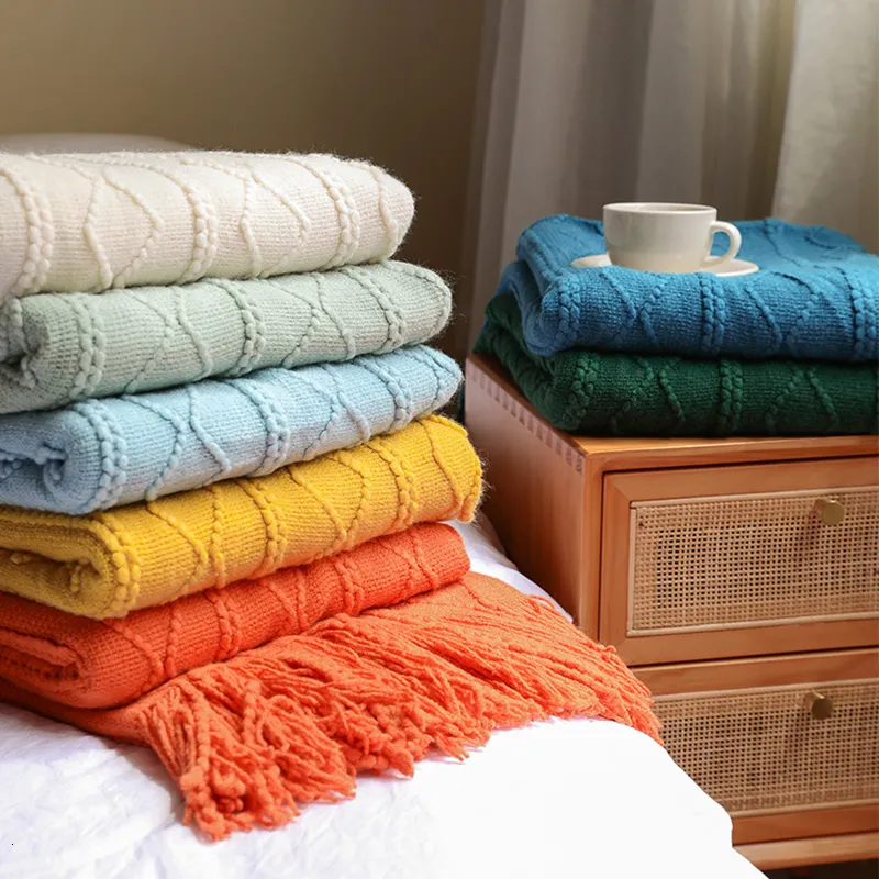 Soft Plaid Throw Blanket For Sofa And Bed Chunky Knit Solid Color