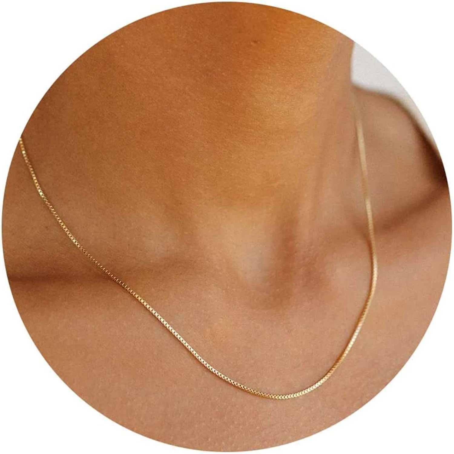 Small thin gold chain hotsell
