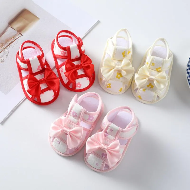 Eerste wandelaars geboren Baby Kid Girl Shoes Floral Print Big Bow Cutout Soft Sole Summer Home Casual Toddler Sandals