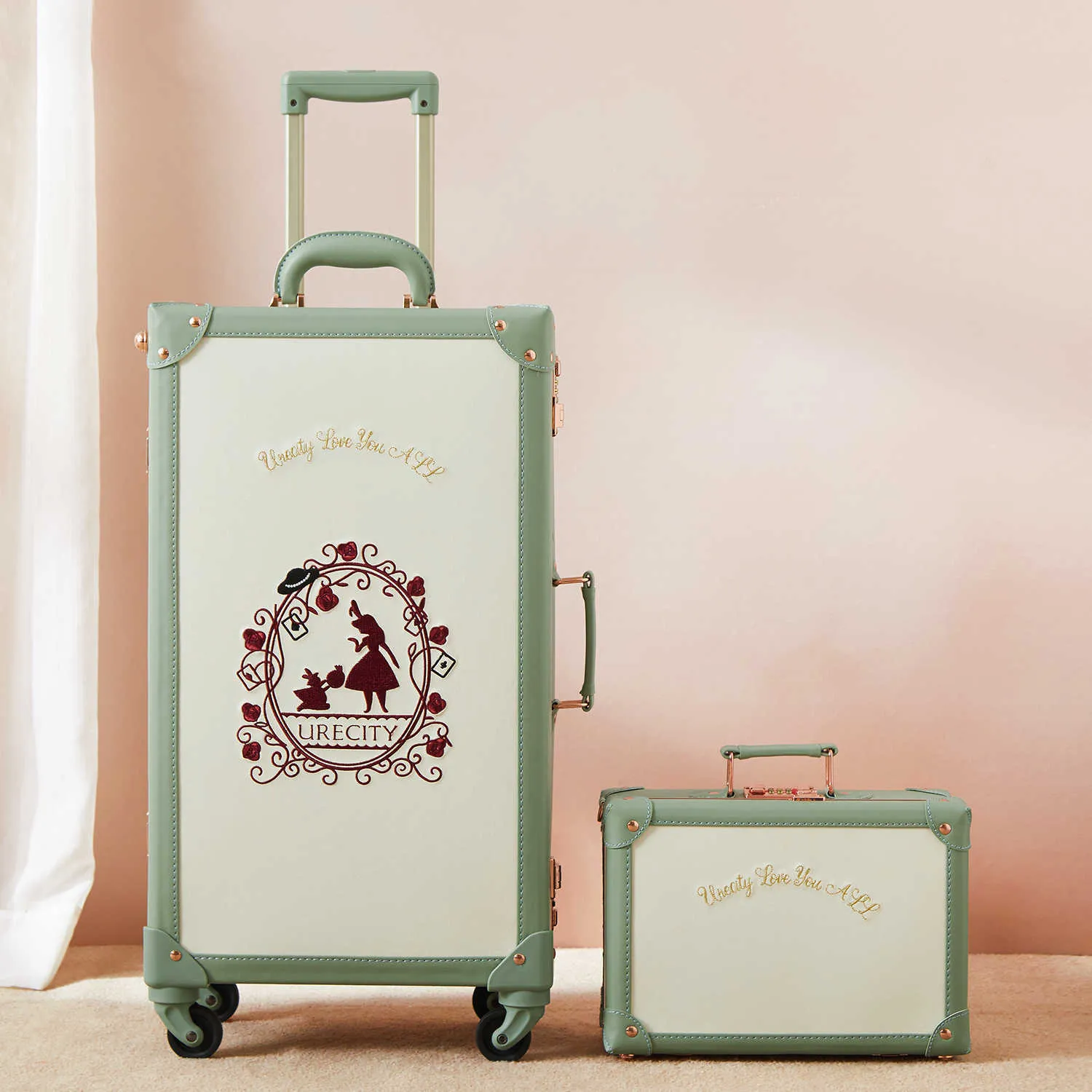 Urecity Cute Embroidery Trolley Suitcase for Women Combinable Lock Vintage Hard Shell Lage Set with Spinner Wheels