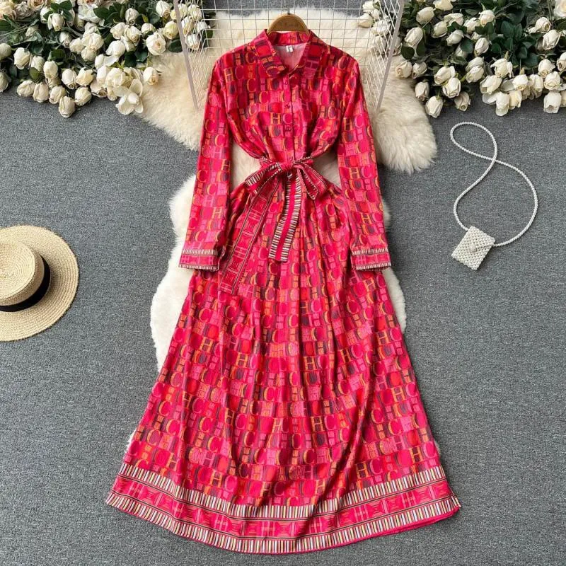 Casual Dresses Red Vintage Maxi Kleid Hemd Frauen 2023 Herbst Mode Blumendruck Langarm Gürtel Lace Up Party Robe Büro Abend