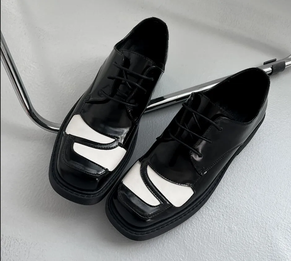 أزياء سوداء سميك كعب من الجلد أحذية البريطانية على الطراز البريطاني من الرجال أحذية عارضة