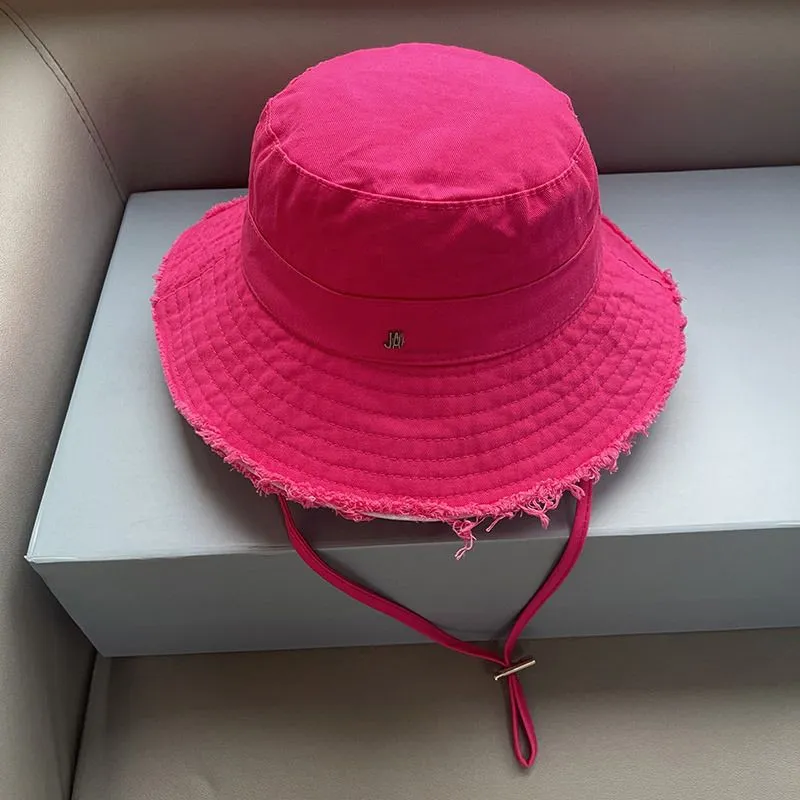 Designer Hot Pink Bucket Hat For Men And Women Wide Brim Sun Protection  Beanie Baseball Cap For Beach, Fishing And Outdoor Activities From  Pradahat, $22.61