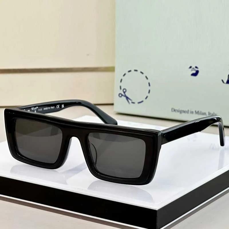 Gafas de sol para mujer Diseñador de moda personalizado OER043 Marco negro Logotipo blanco señora Retro Tonos multifuncionales al aire libre