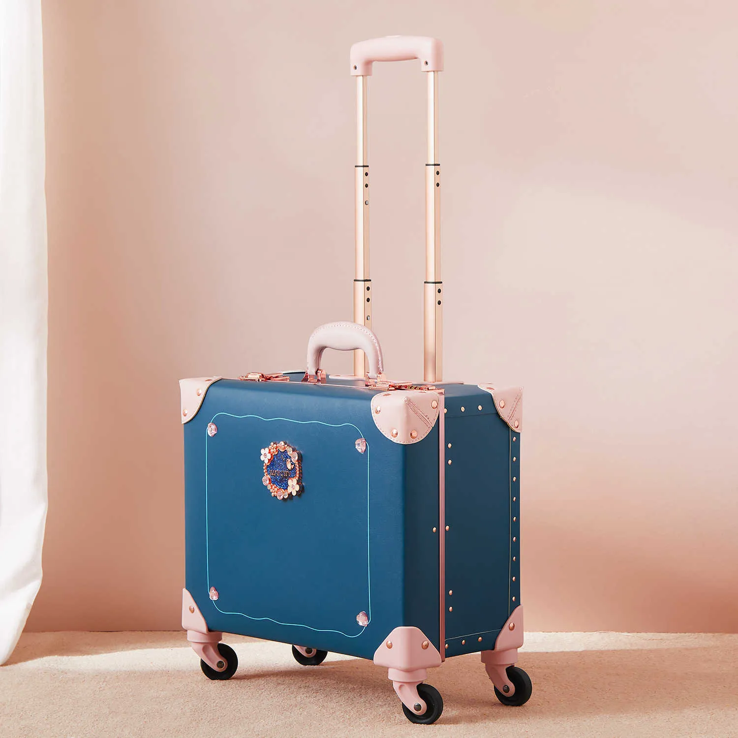 Cute suitcase for teenage girl top