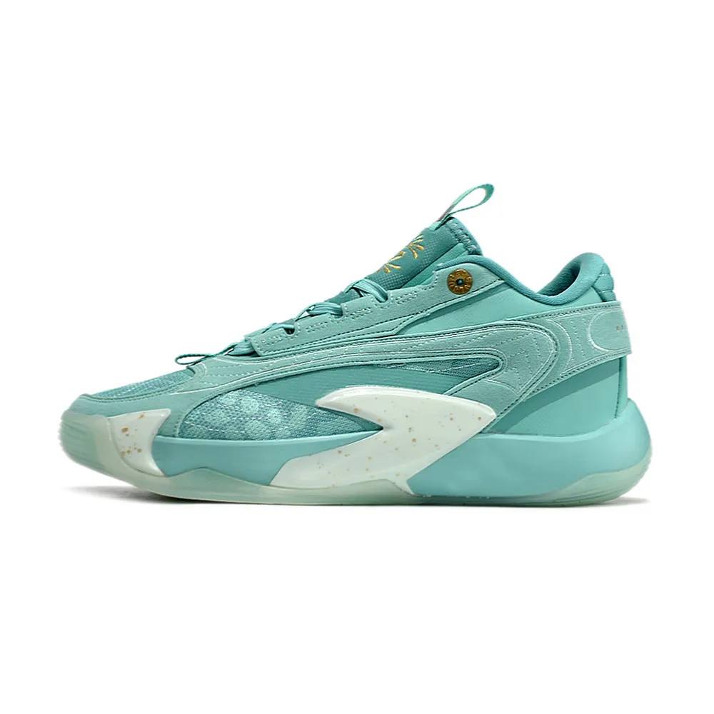 Reebok basketball shop shoes 2s
