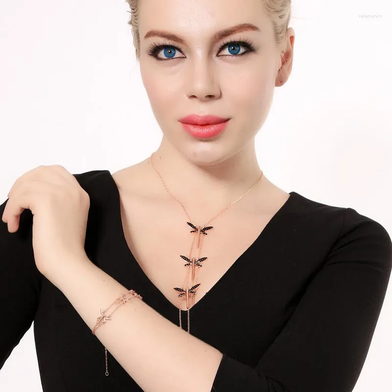 Chains BALANBIU 8 Set Two-color Crystal Dragonfly Long Chain Necklace Alloy Insect Charm Sweater