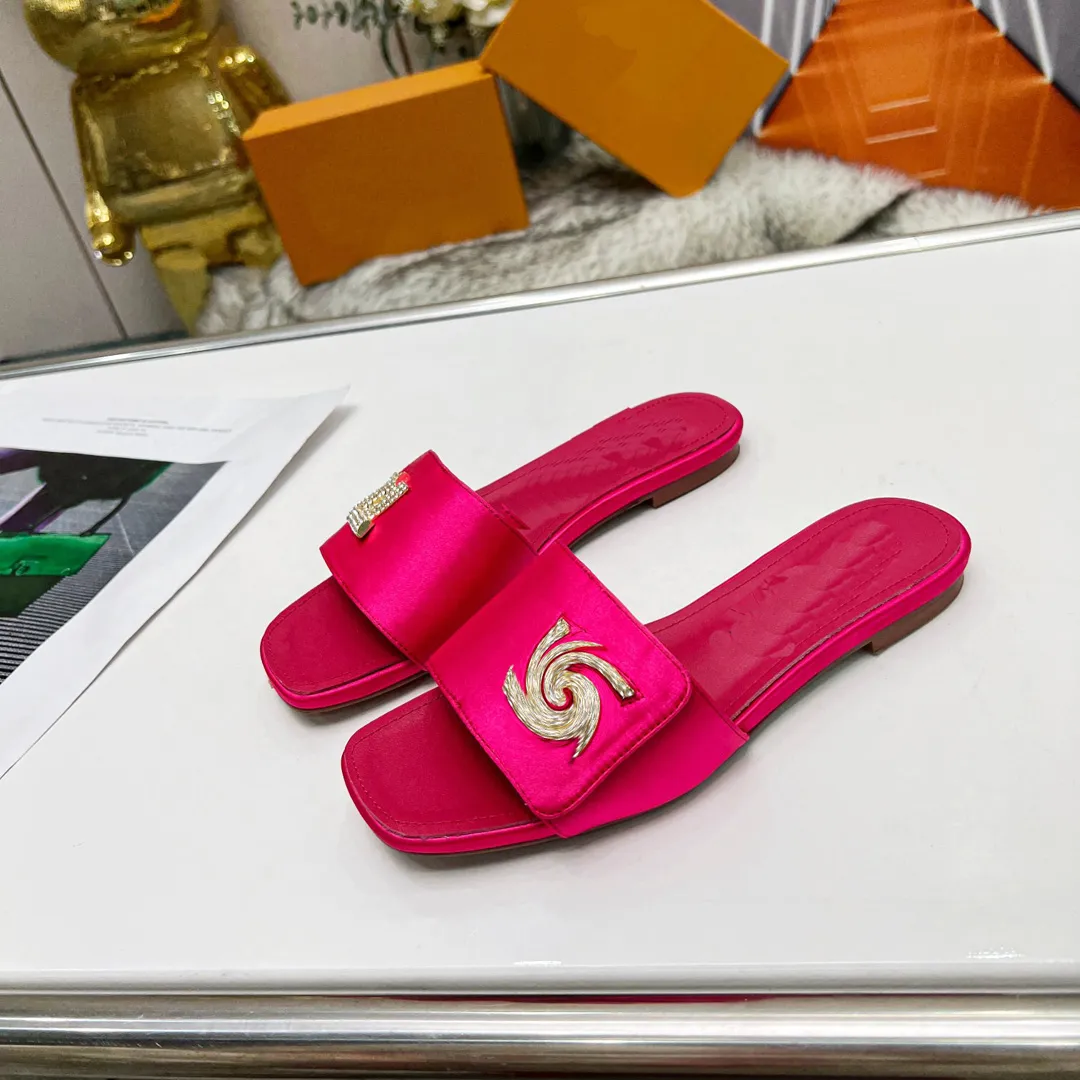 Gucci slides scuff clearance