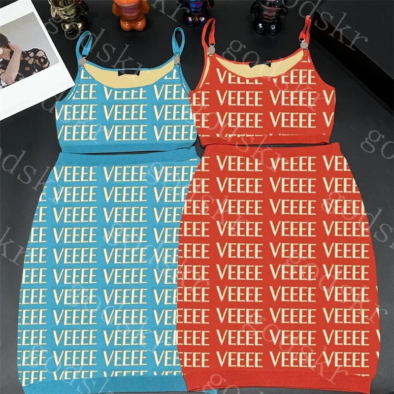 Été nouveaux réservoirs concepteur deux pièces robe lettre Jacquard débardeur jupe tricotée Logo en métal femmes jupes ensemble