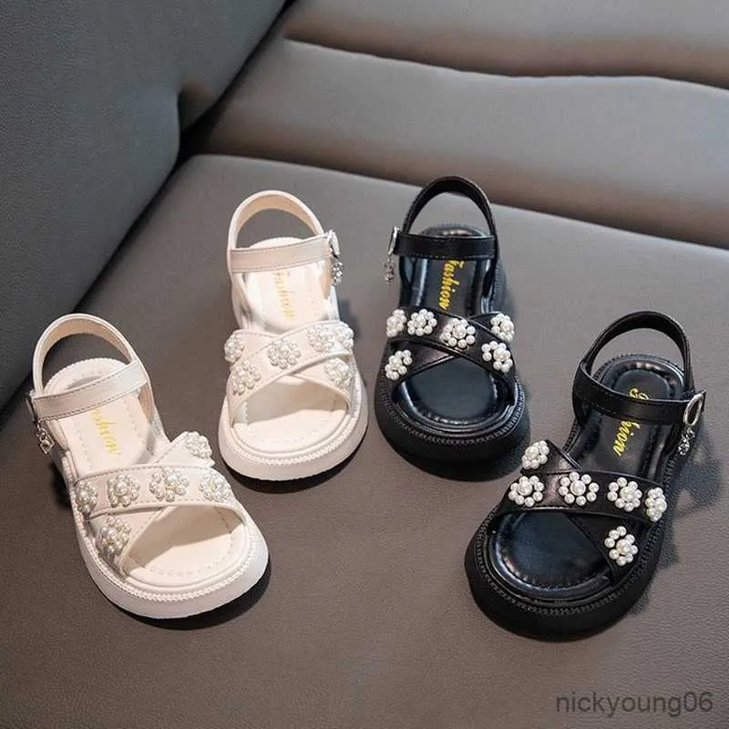 Sandalen Kinder Sandalen 2023 Sommer Neue Mädchen Stil Kinder Mode vielseitige Perlen süße Prinzessin Hakenschleife Solid Schwarz für Show R230529