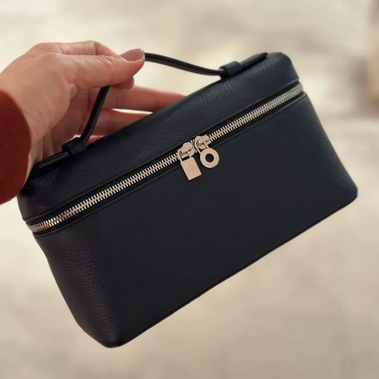 Hobo makeup bag hot sale