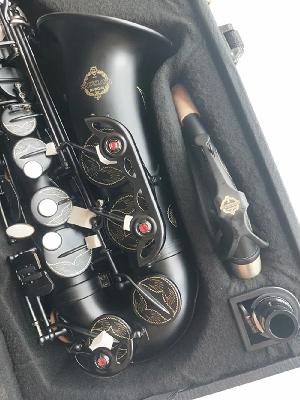 Newjapan Suzuki Matt Black Alto Instrument muzyczny grający na saksofonie z Case Professional Bezpłatna wysyłka