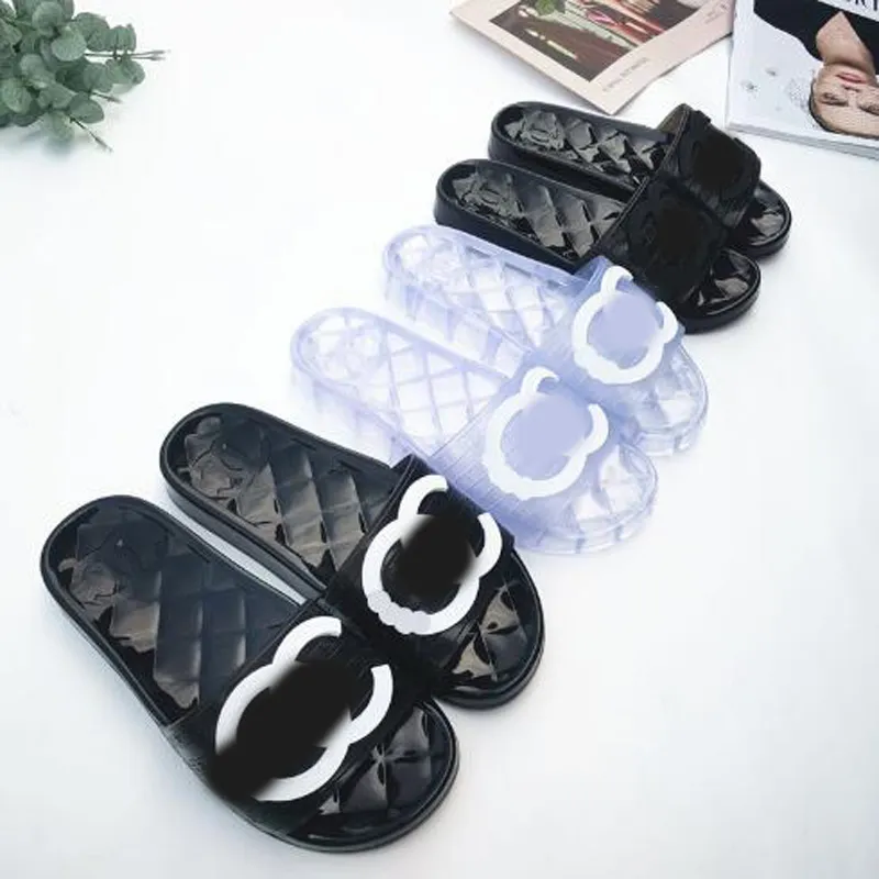 Designer Mode PVC Gelee Hausschuhe Männer Frauen Sandalen Sommer Strand Schuhe Flache Flip Flops Alphabet Kristall Transparent Klar Slipper Größe 35-42 Slides Sneaker