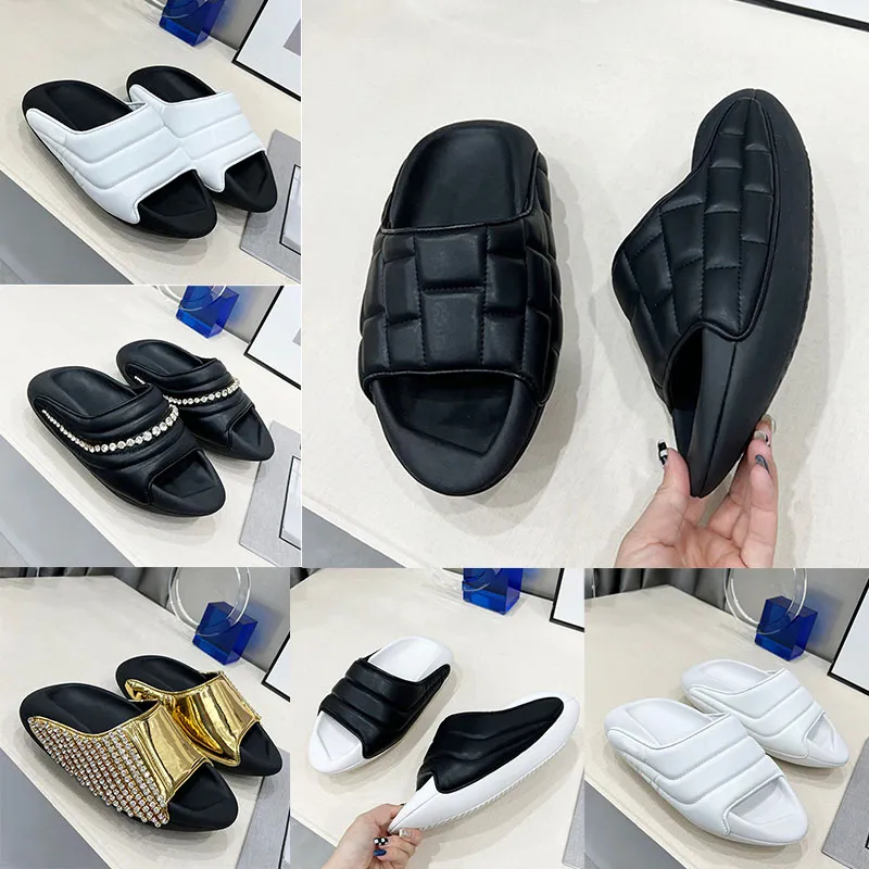 Summer Men Women Space quilted leather Sandals Beach Pearl Womens Loafers Soft dough Microfiber Cowhide BIT Slide womens Wide High Elasticity Foam Sole Slippers