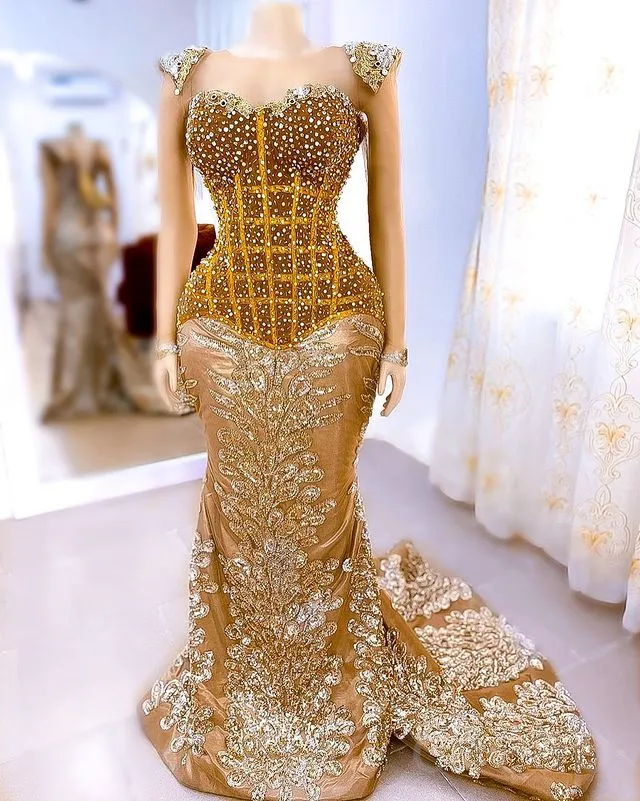 2023 May Aso Ebi Gold Mermaid Prom Dress Lace Beaded Crystals Evening Formal Party Second Reception Birthday Engagement Gowns Dresses Robe De Soiree ZJ340
