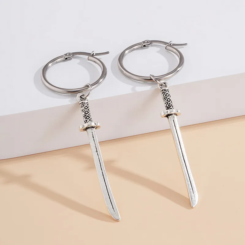 Vintage créatif alliage Katana couteau épée boucles d'oreilles pour femmes tempérament géométrique rond cercle boucles d'oreilles bijoux Brincos