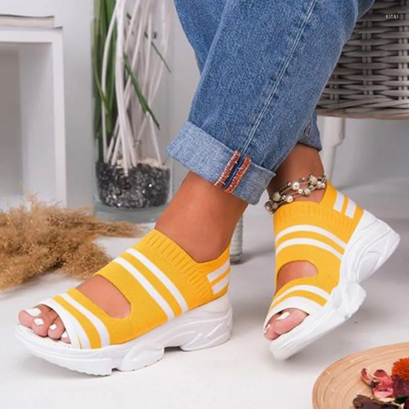 Sandały Kobiety 2023 Wysokie obcasy buty platformowe Summer Fews Flats Poślizg na Peep Toe Casual Plus Size 35-43