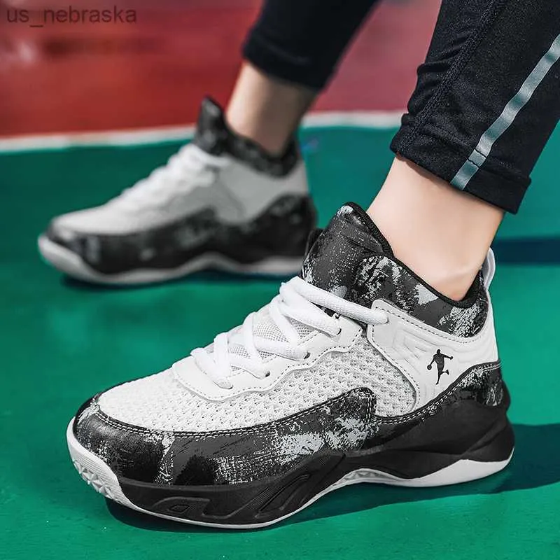 Jordan outdoor discount basketball shoes