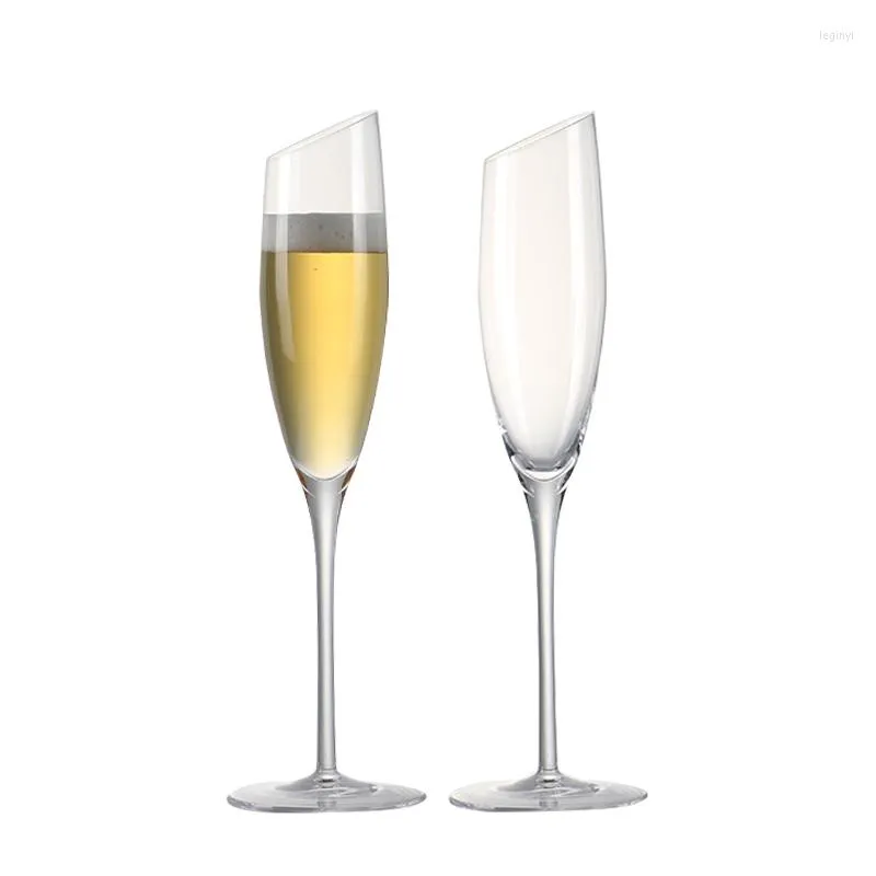 Copos de vinho Conjunto de 2pcs de alta qualidade Crystal Creative Creative Slant Flute Champagne para festa de casamento 190ml