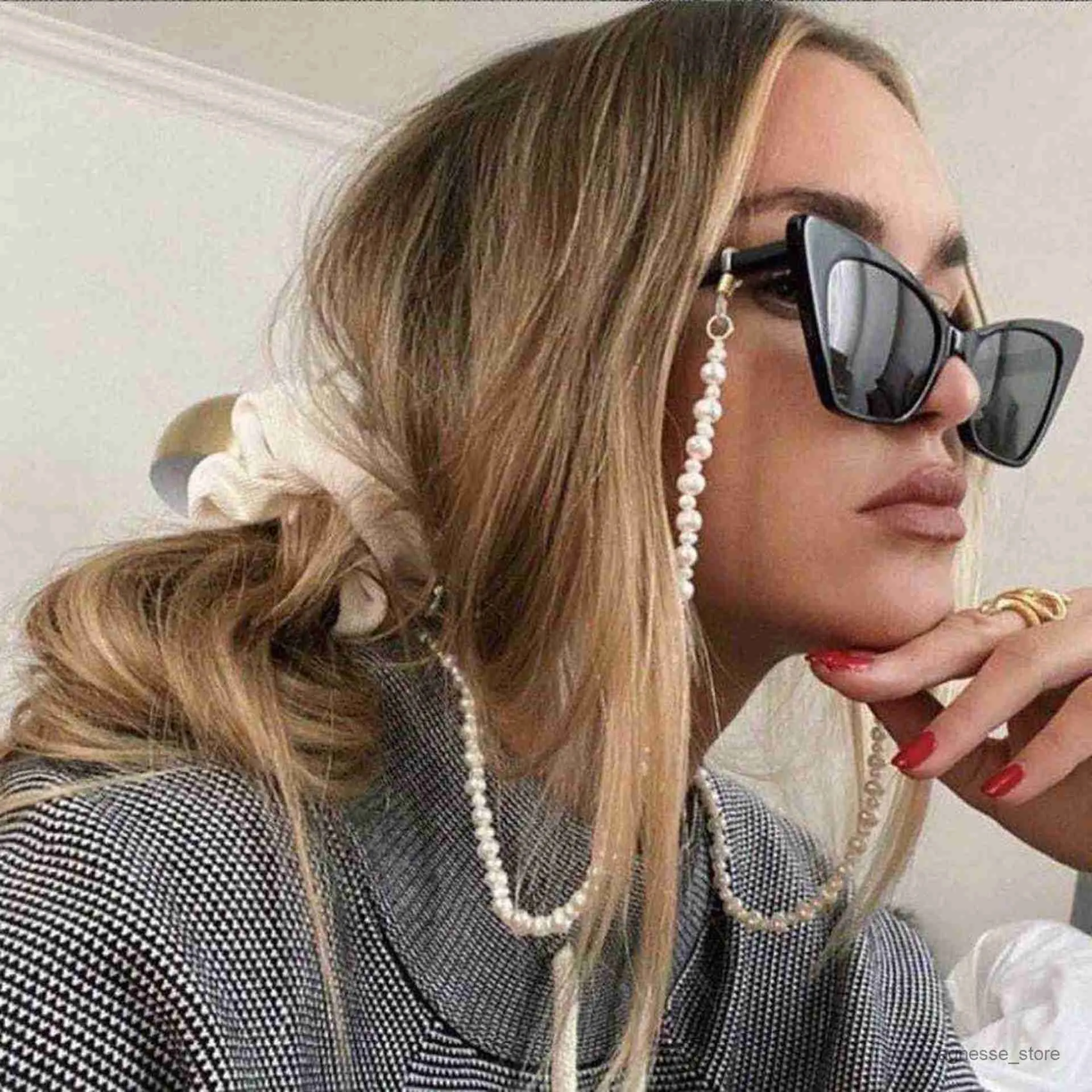 New Fashion Pearl Reading Glasses Chain Beaded For Women And Girls