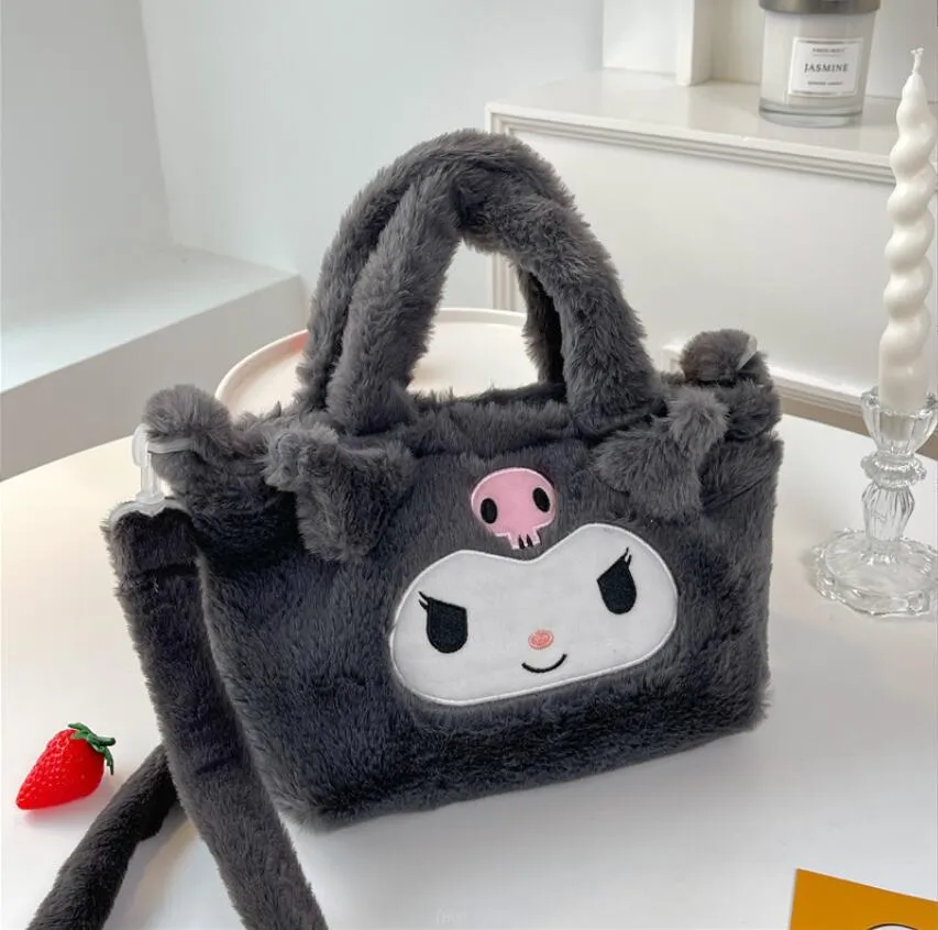 Ins Mode Mignon Noir Kuromi En Peluche Sac À Main Fille Mignon Doux Accessoires Messenger Sac Filles Cadeau D'anniversaire