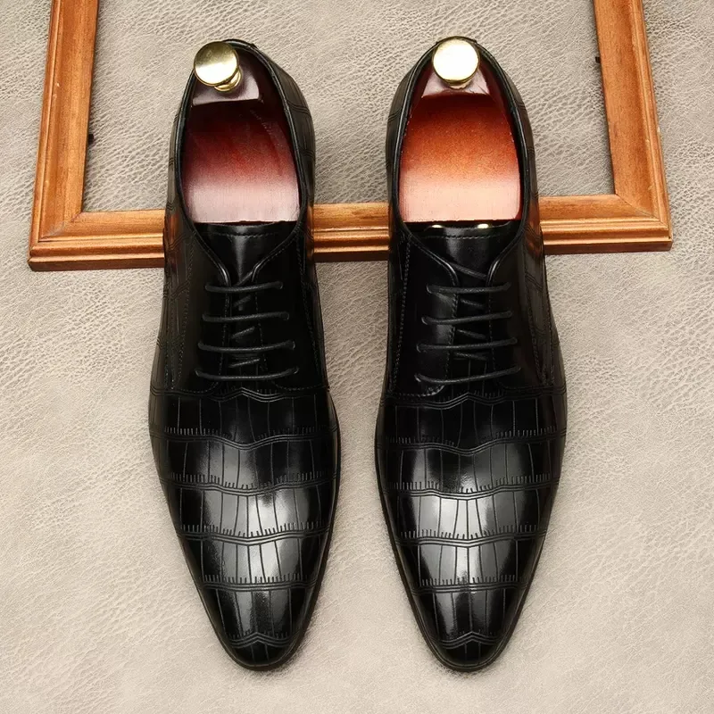 Classic Italy Mens Oxford äkta riktiga läderskor Black Bourgogne Lace Up Point Toe Wedding Party Dress Formella skor för män