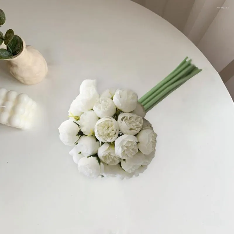 Dekorativa blommor Romantisk simulering Bukett Faux Silkduk Ingen vattning Rensad textur Artificial Rose Home Decor