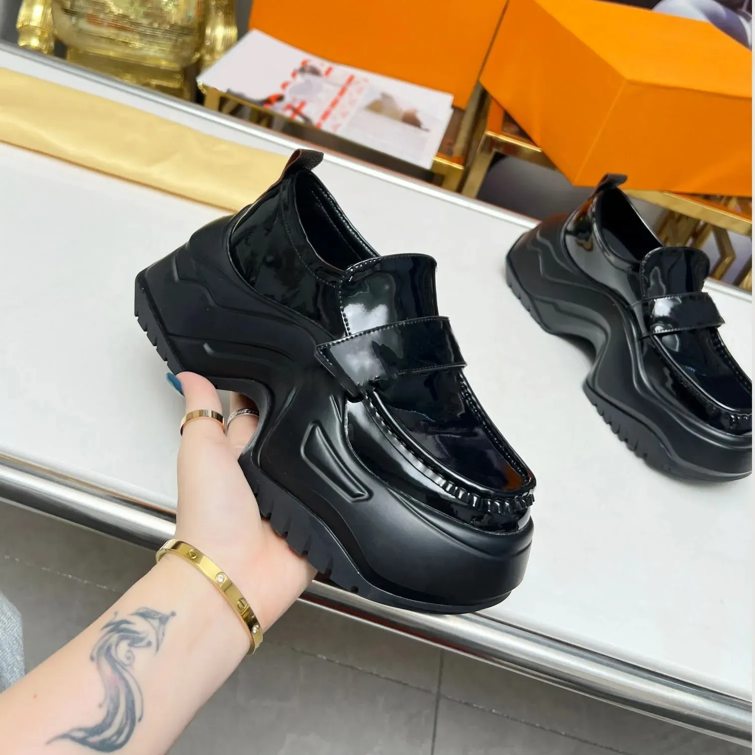DHgate.com:Black Glossy Leather Chunky Platform Loafers DHgate.com:Black Glossy Leather Chunky Platform Loafers