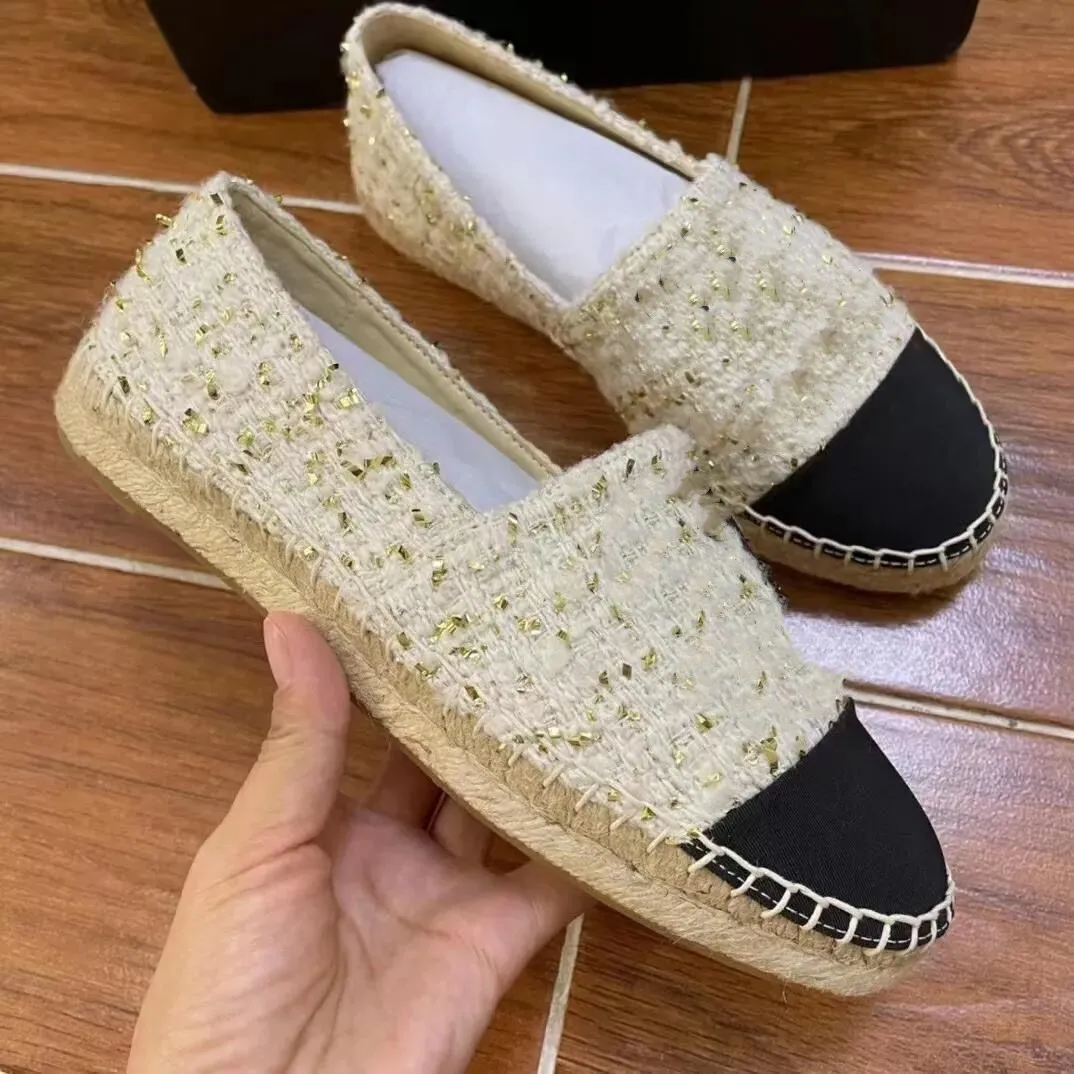 Klassieke luxe ontwerper Lazy Shoes Echte lederen dames Espadrilles Glip op Loafers Shoe Brands Comfortabele canvas platte vissersschoenen kanaal Zapatos YS