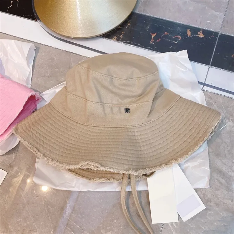 Designer Womens Frayed Bucket Hat With Drawstring, Frayed Brim, And Metal  Lettering White/Pink MZ02 From Hotsalehat, $7.1