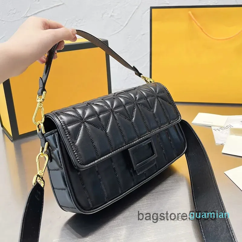 2023-Cross Body Designer Shimmer Baguette Bag Bag Flap Tie صبغ Hbag أزياء أكياس الكتف