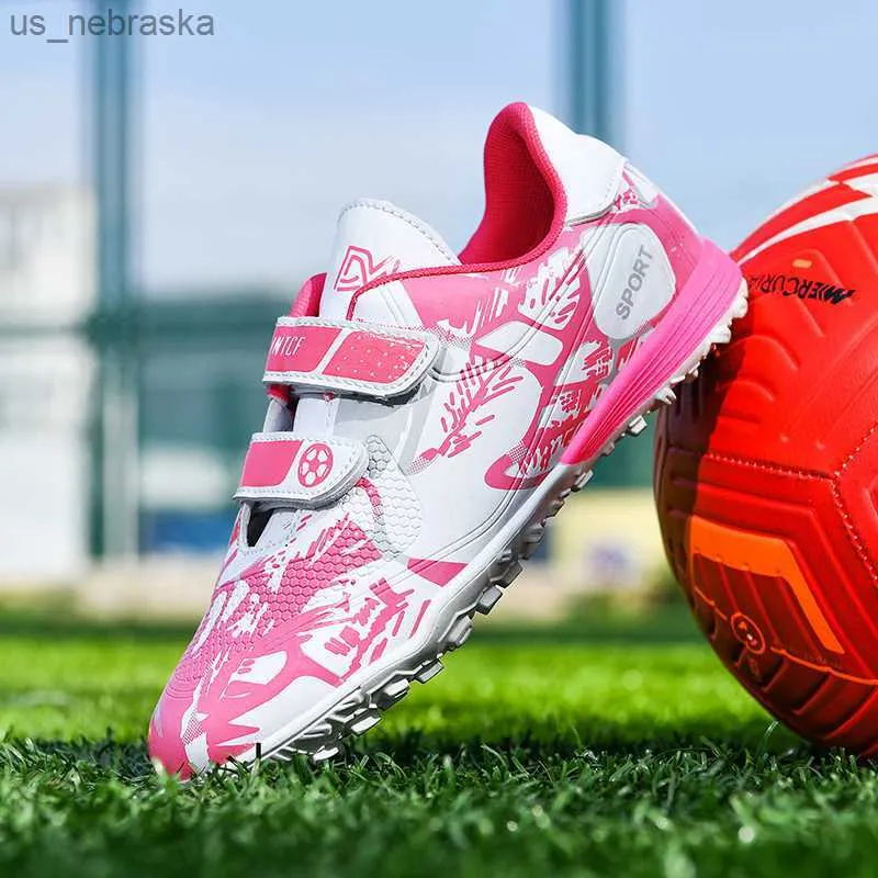 Athletic Outdoor Fashion Pink Children's Billiga fotbollsskor Hook and Loop Boys Girls Training Soccer Cleats barn Soccer Shoes Futsal Sneakers L230518