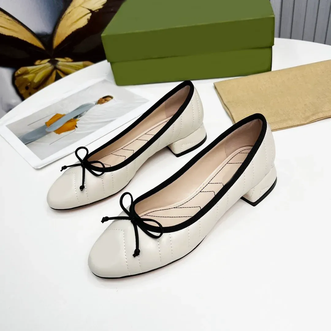 Tasarımcı Kadın Bale Düz Topuk Gündelik Ayakkabı Paris Vintage Fashion Bow Yün Tüvit Ofis Loafer Sandal Dans Sandalları Kutu 34-40