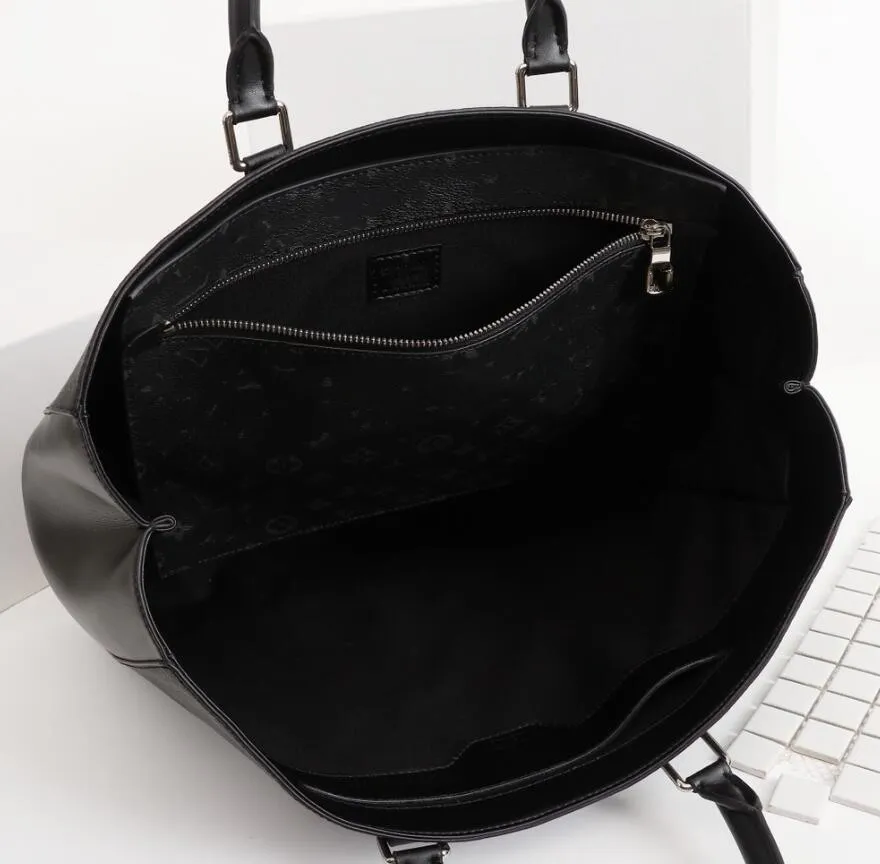 7a oryginalny skórzany wielki sac men tota designer torebki torebki torebki Duffle zdejmowana torebka zapinana w środku